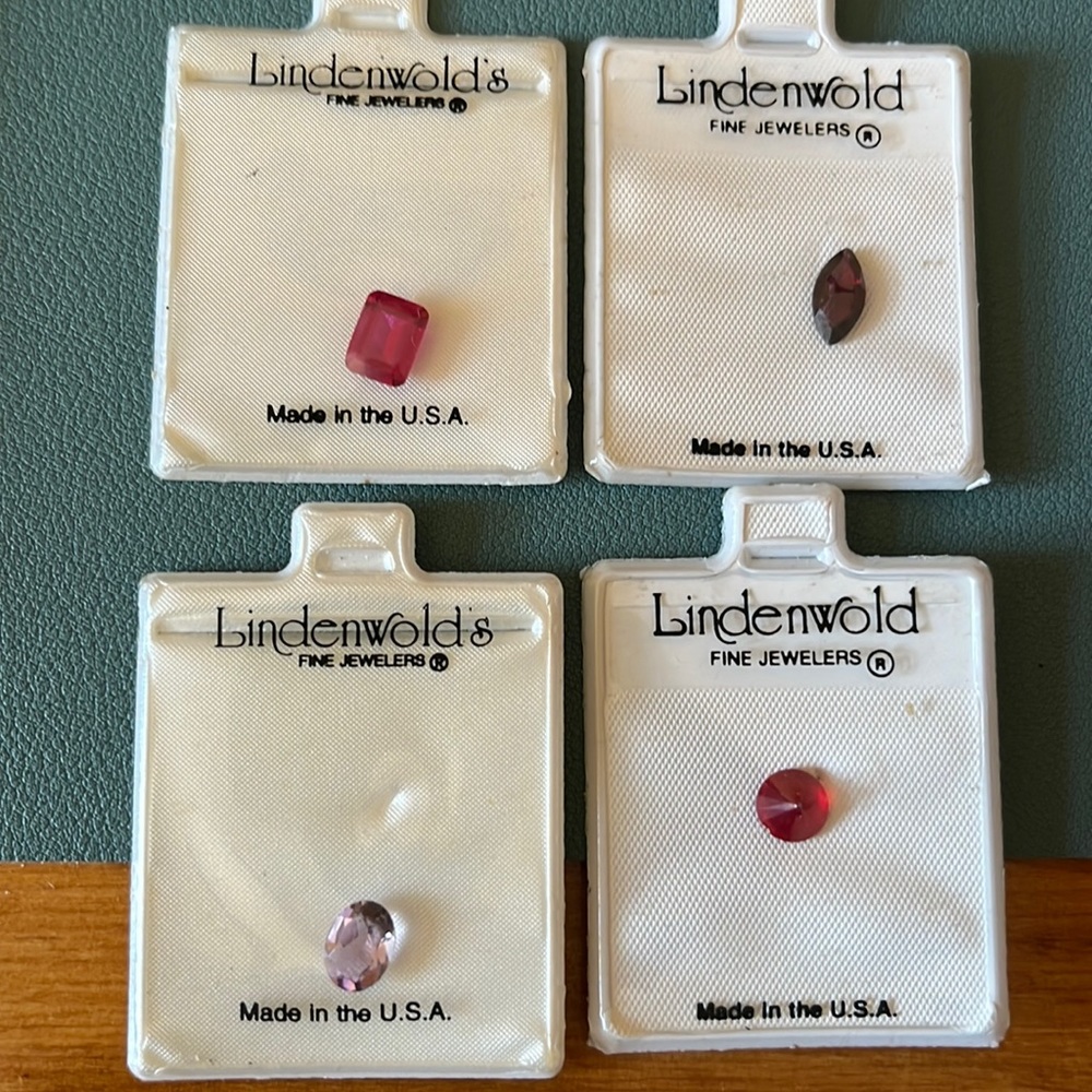 Fine cut loose gems